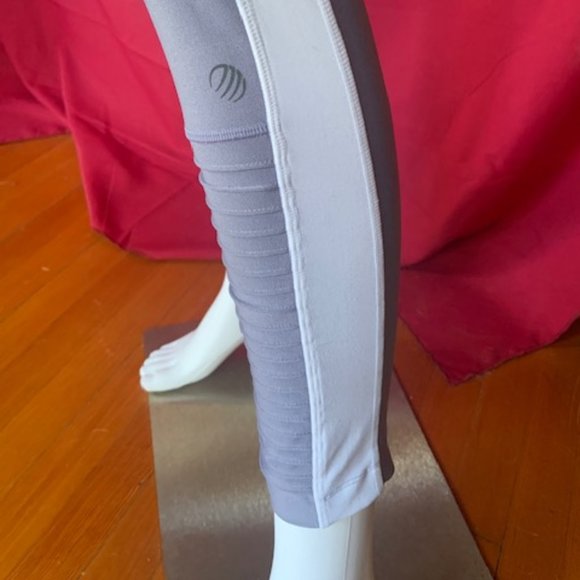 Lavender  RIBBED MPG Workout Leggings - Picture 8 of 15